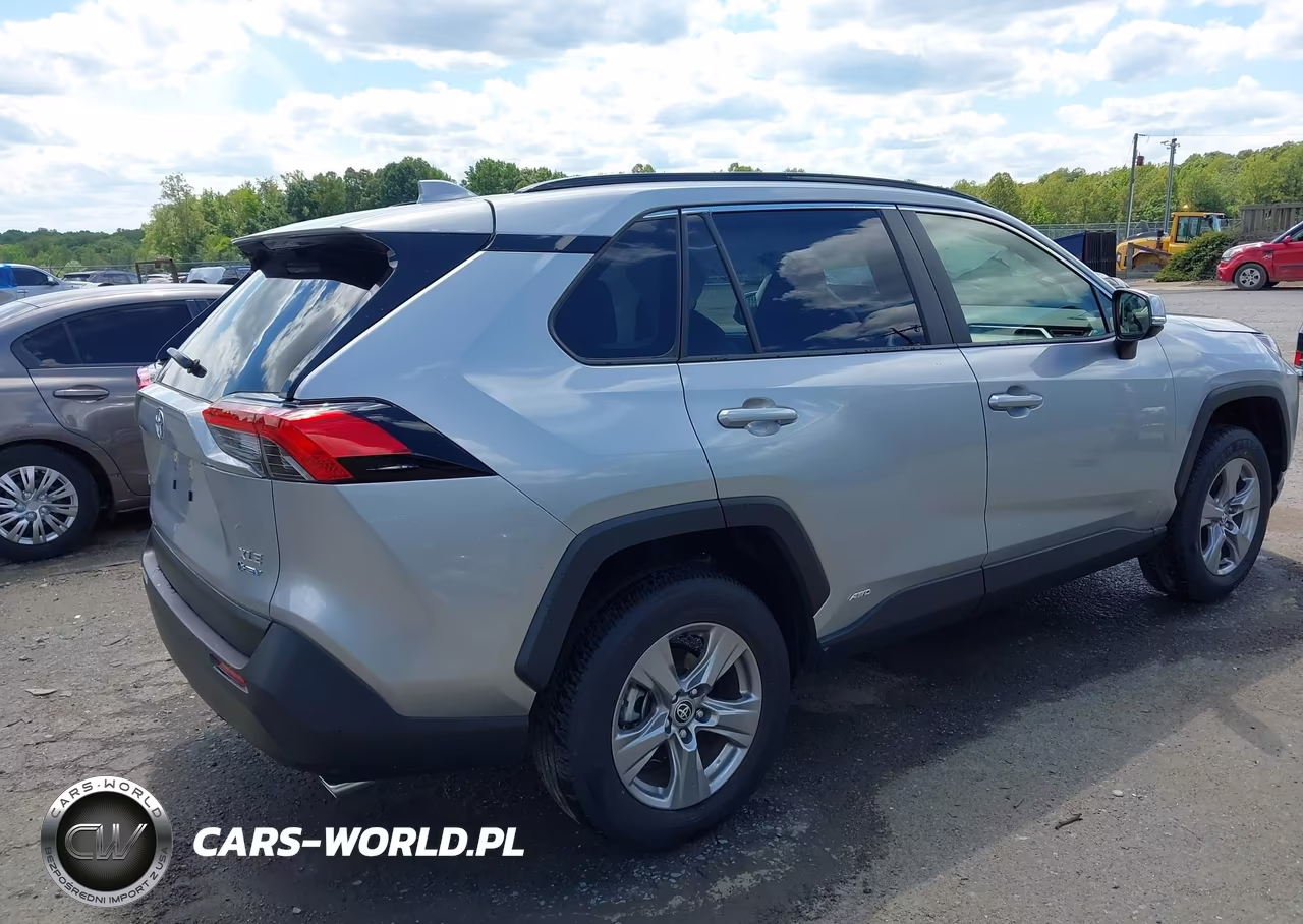 2025 Toyota Rav4 Hybrid Xle VIN:JTMRWRFV7SJ078513 - 4