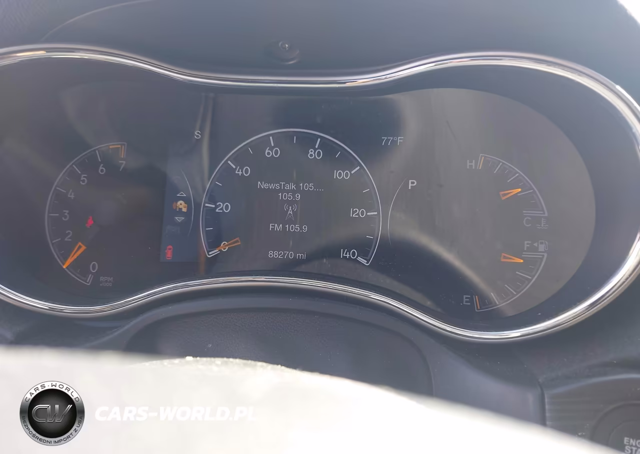 2019 Jeep Grand Cherokee Laredo E 4X4 VIN:1C4RJFAG8KC754249 - 7