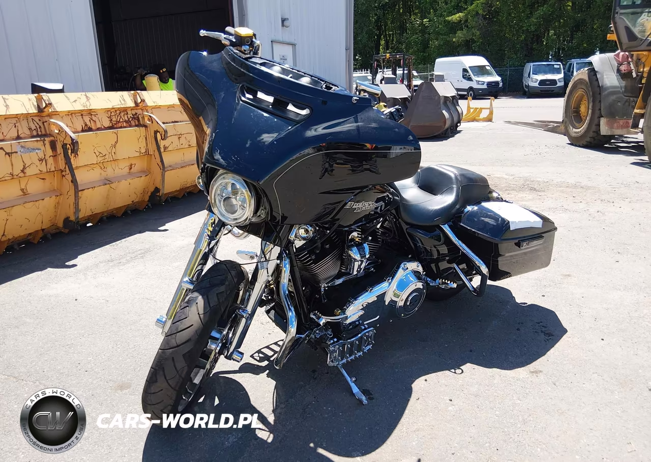 2015 Harley-Davidson Flhxs Street Glide Special VIN:1HD1KRM12FB700054 - 2