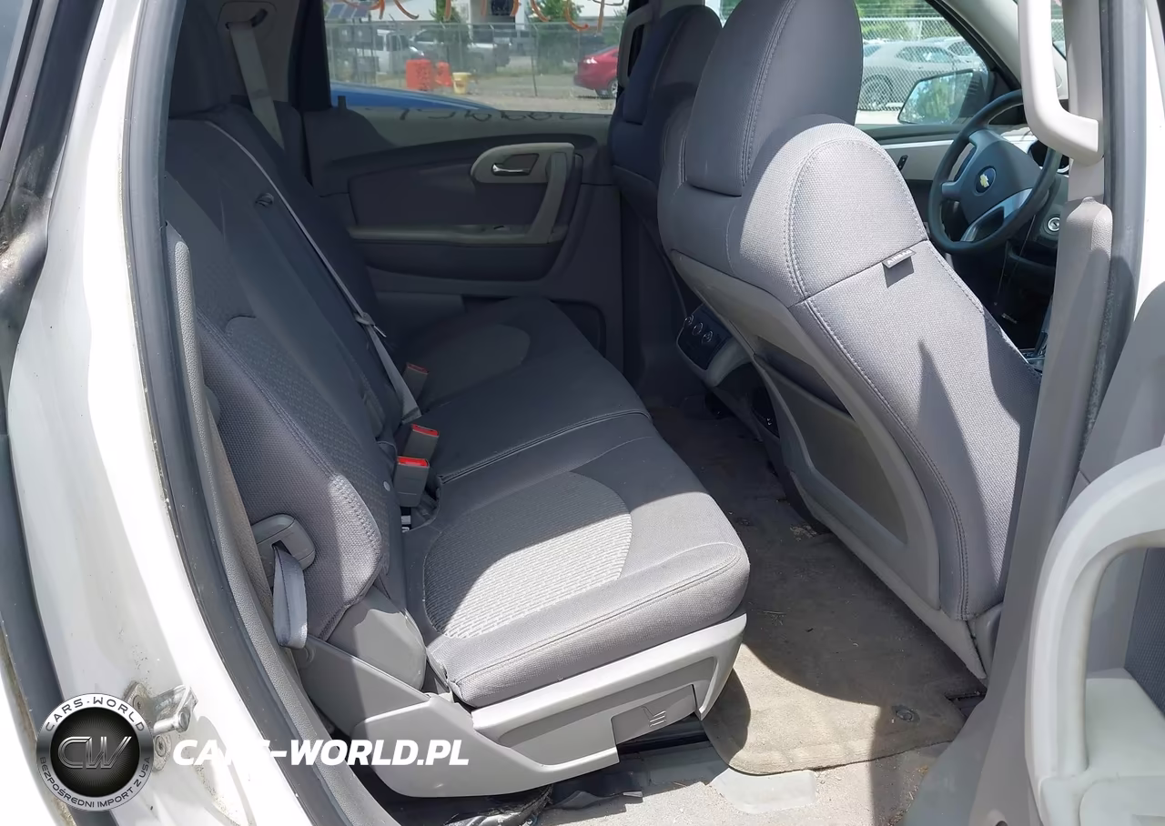 2011 Chevrolet Traverse Ls VIN:1GNKREED9BJ158333 - 8