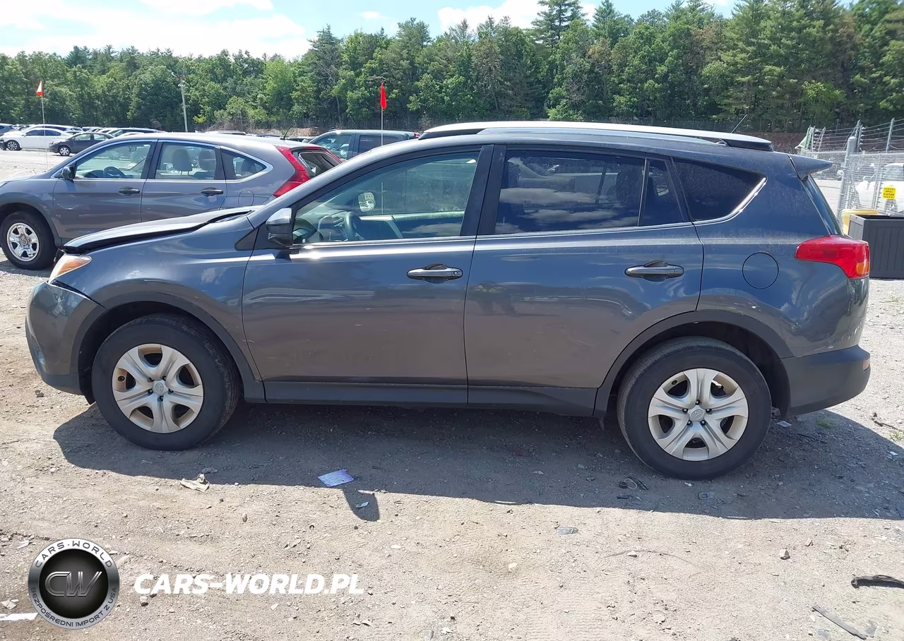 2015 Toyota Rav4 Le VIN:JTMBFREV3FD148175 - 14