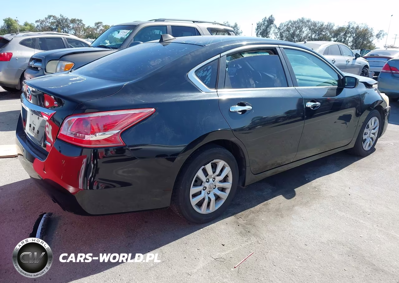 2013 Nissan Altima 2.5 S VIN:1N4AL3AP0DC232245 - 4