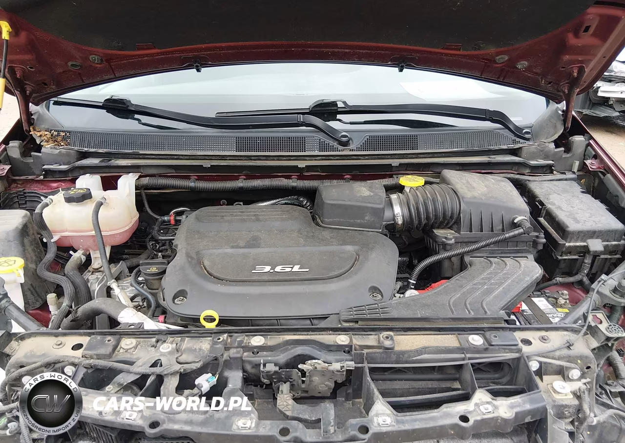 2017 Chrysler Pacifica Touring VIN:2C4RC1DG0HR528988 - 10
