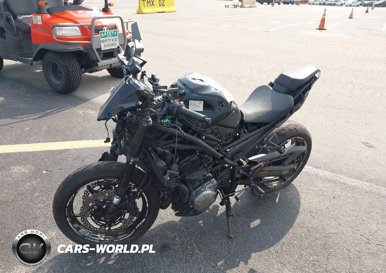 2017 Kawasaki Zr900 VIN:JKAZR2A12HDA17223 - 2