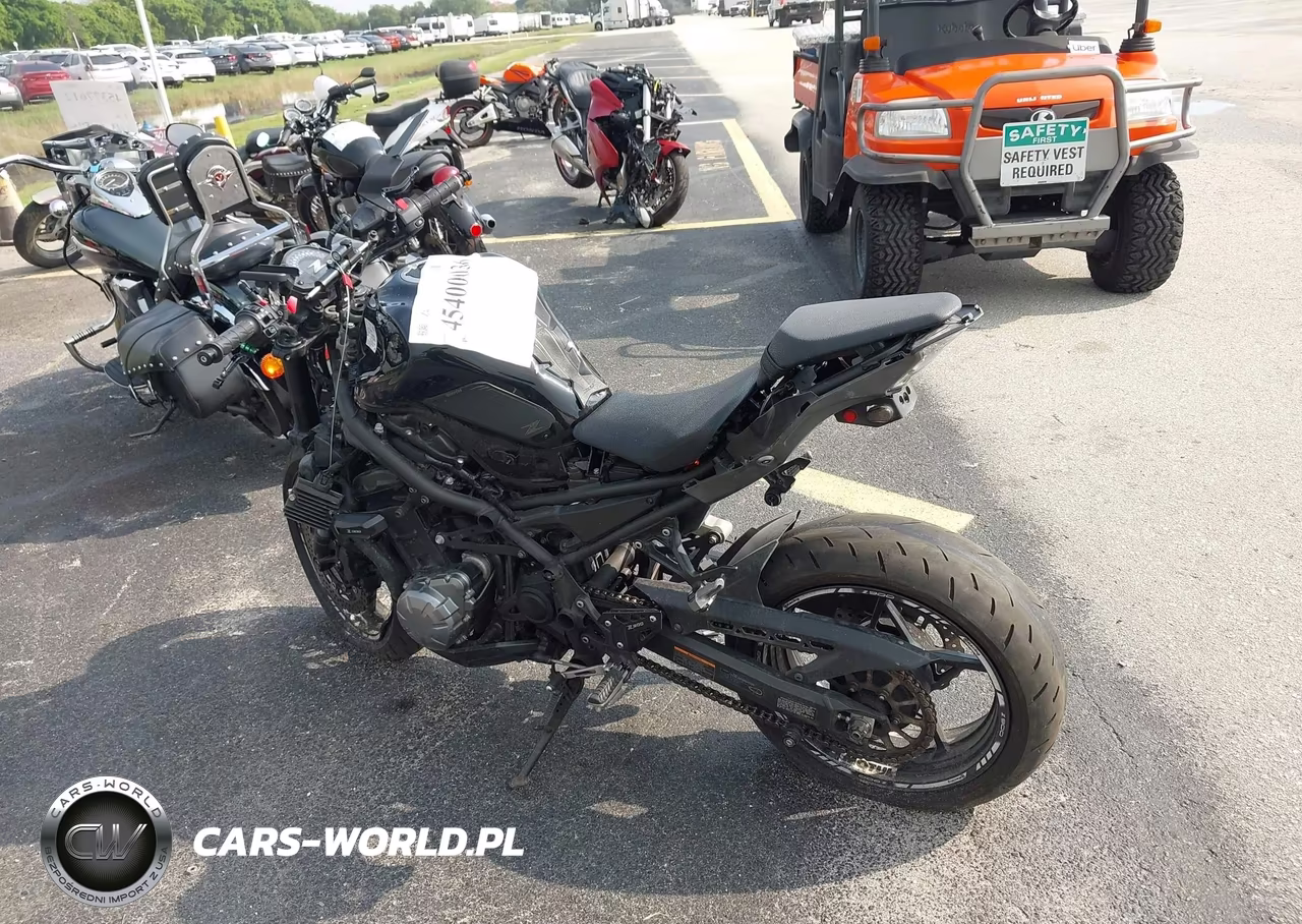 2017 Kawasaki Zr900 VIN:JKAZR2A12HDA17223 - 3
