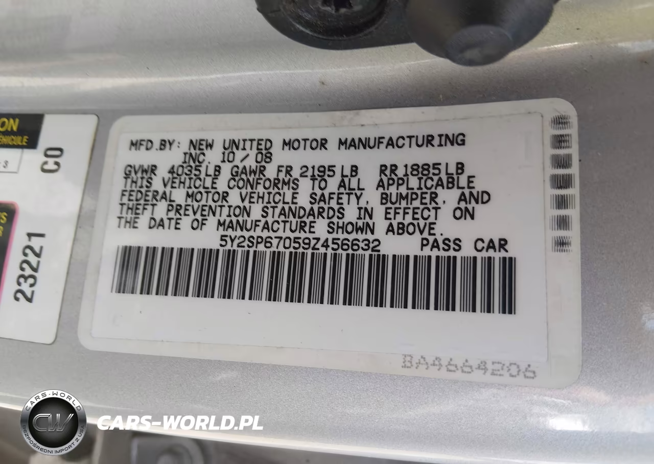 2009 Pontiac Vibe VIN:5Y2SP67059Z456632 - 9