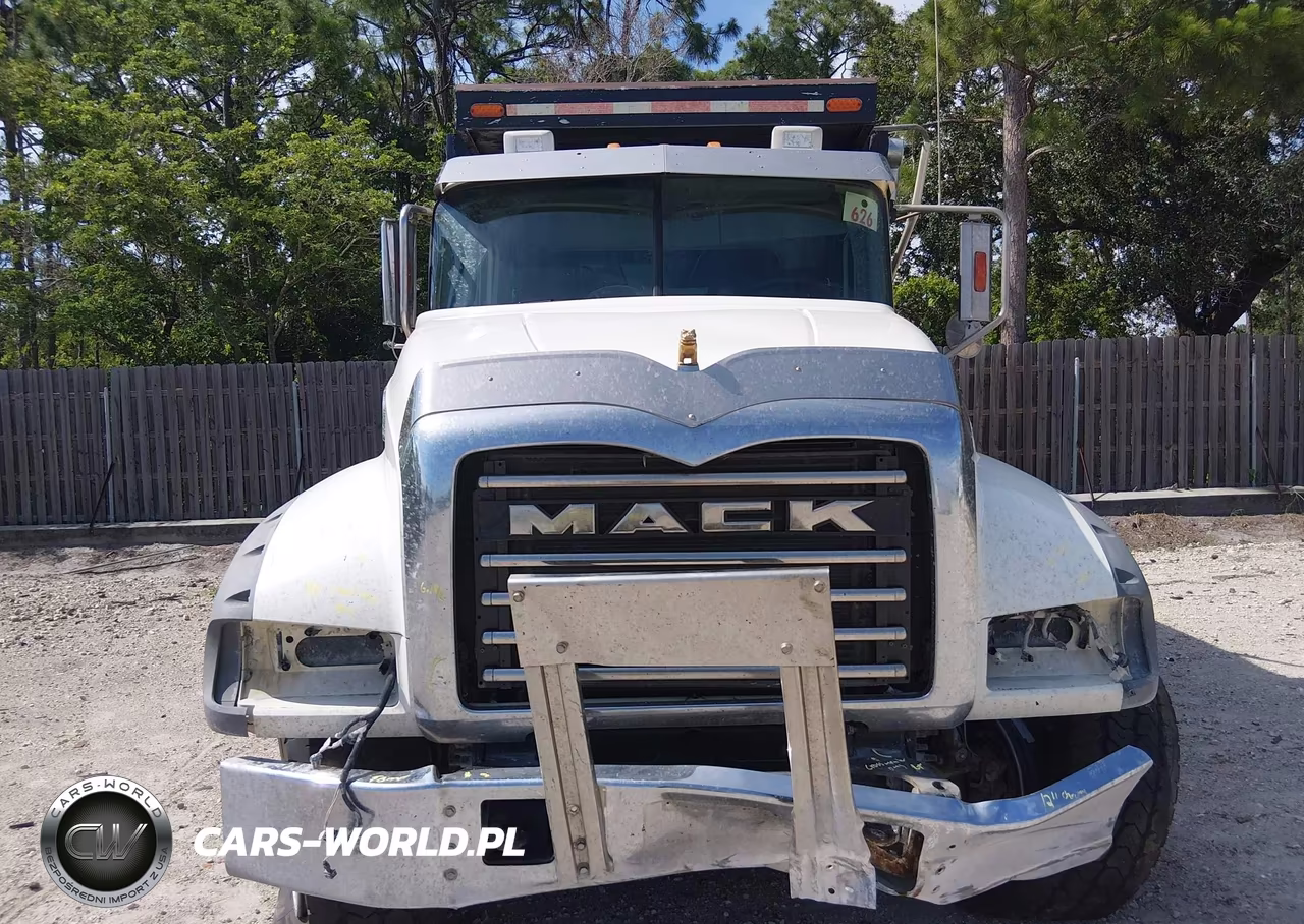 2019 Mack Granite VIN:1M2GR2GC0KM008171 - 10