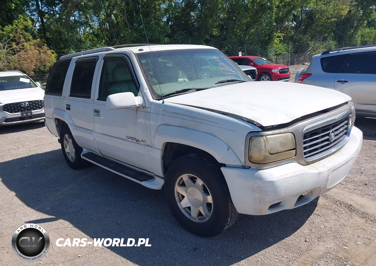 2000 Cadillac Escalade Standard