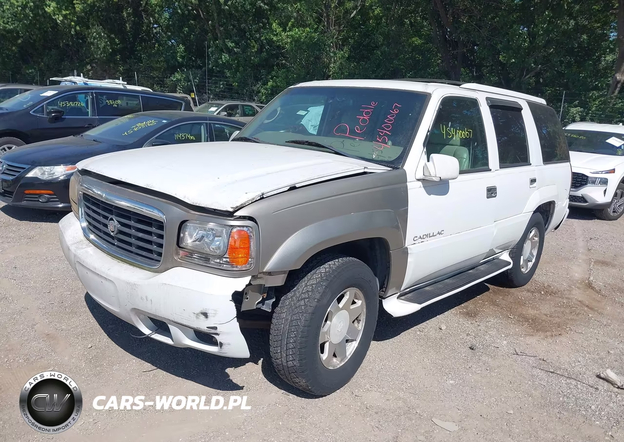 2000 Cadillac Escalade Standard VIN:1GYEK13R7YR124137 - 2
