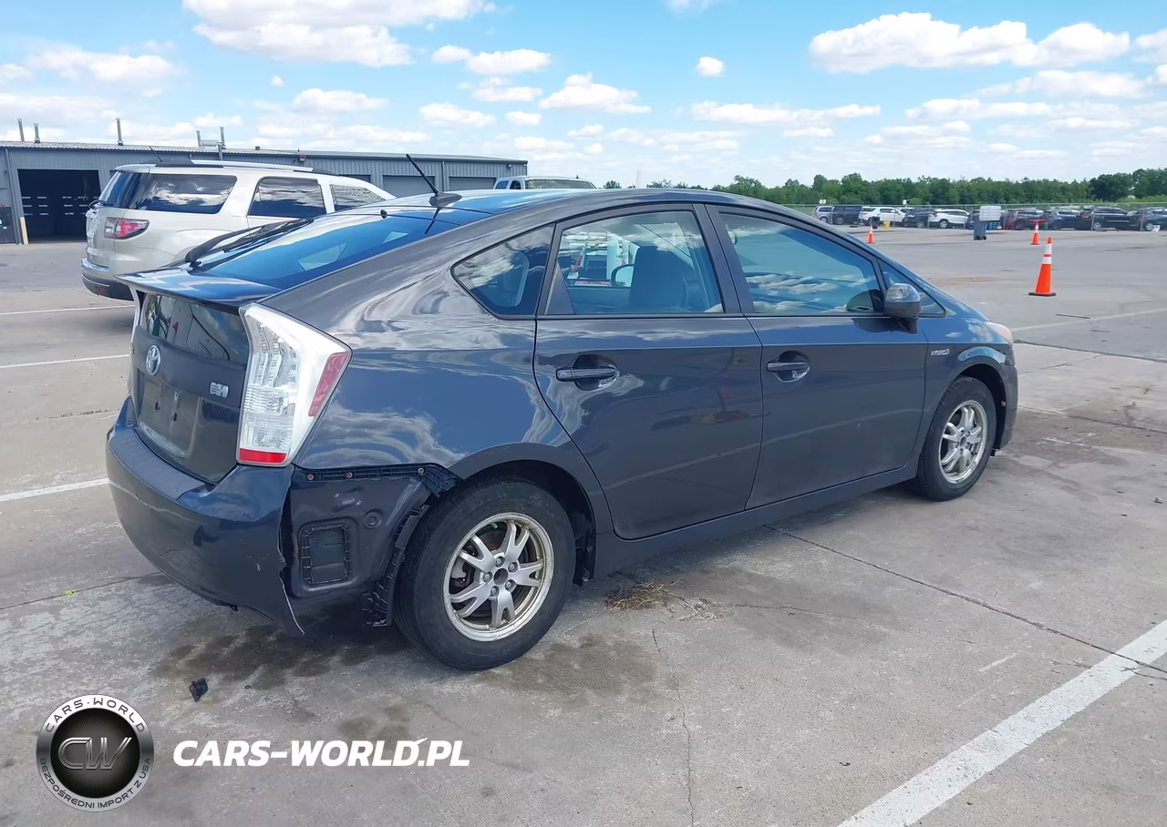 2010 Toyota Prius Ii VIN:JTDKN3DU2A0014251 - 4