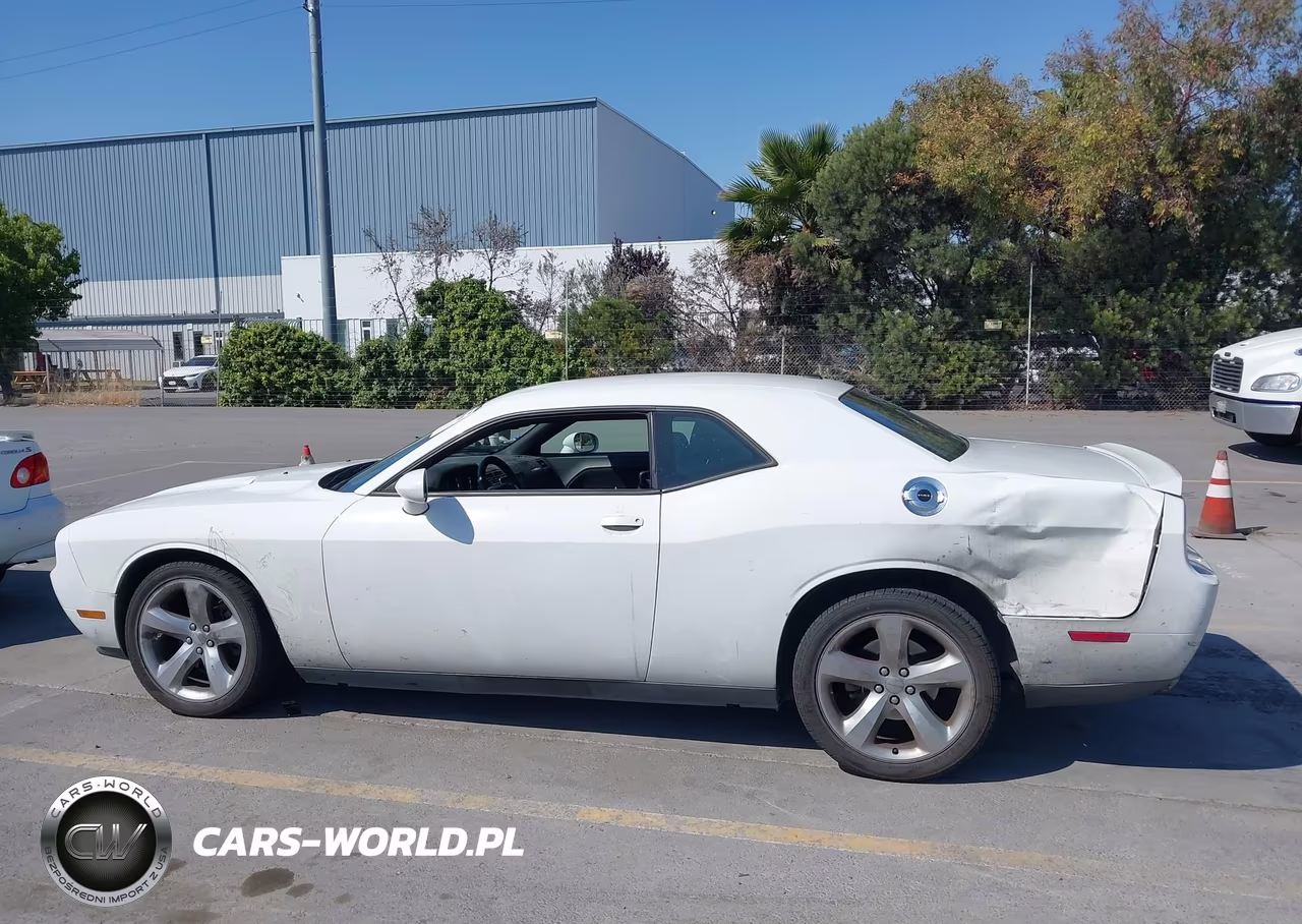2013 Dodge Challenger Sxt VIN:2C3CDYAG1DH649565 - 14