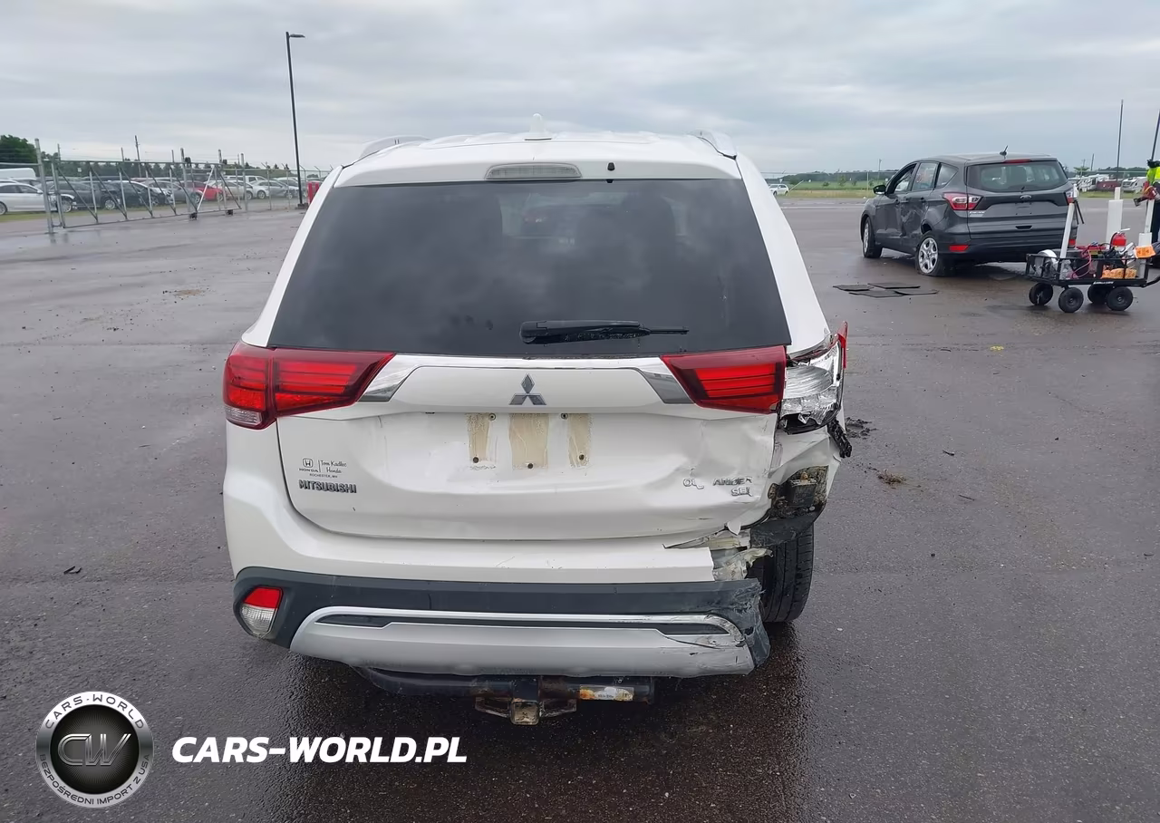 2019 Mitsubishi Outlander Sel VIN:JA4AZ3A33KZ028792 - 17