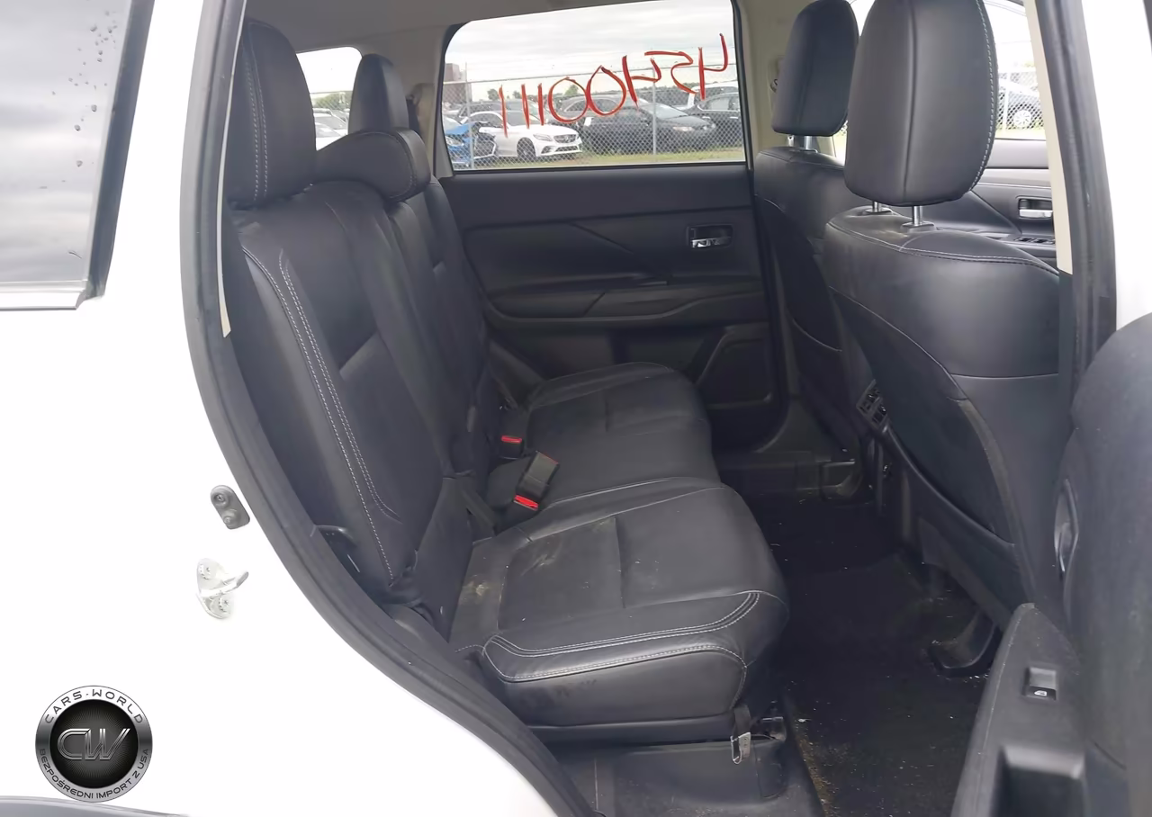 2019 Mitsubishi Outlander Sel VIN:JA4AZ3A33KZ028792 - 8
