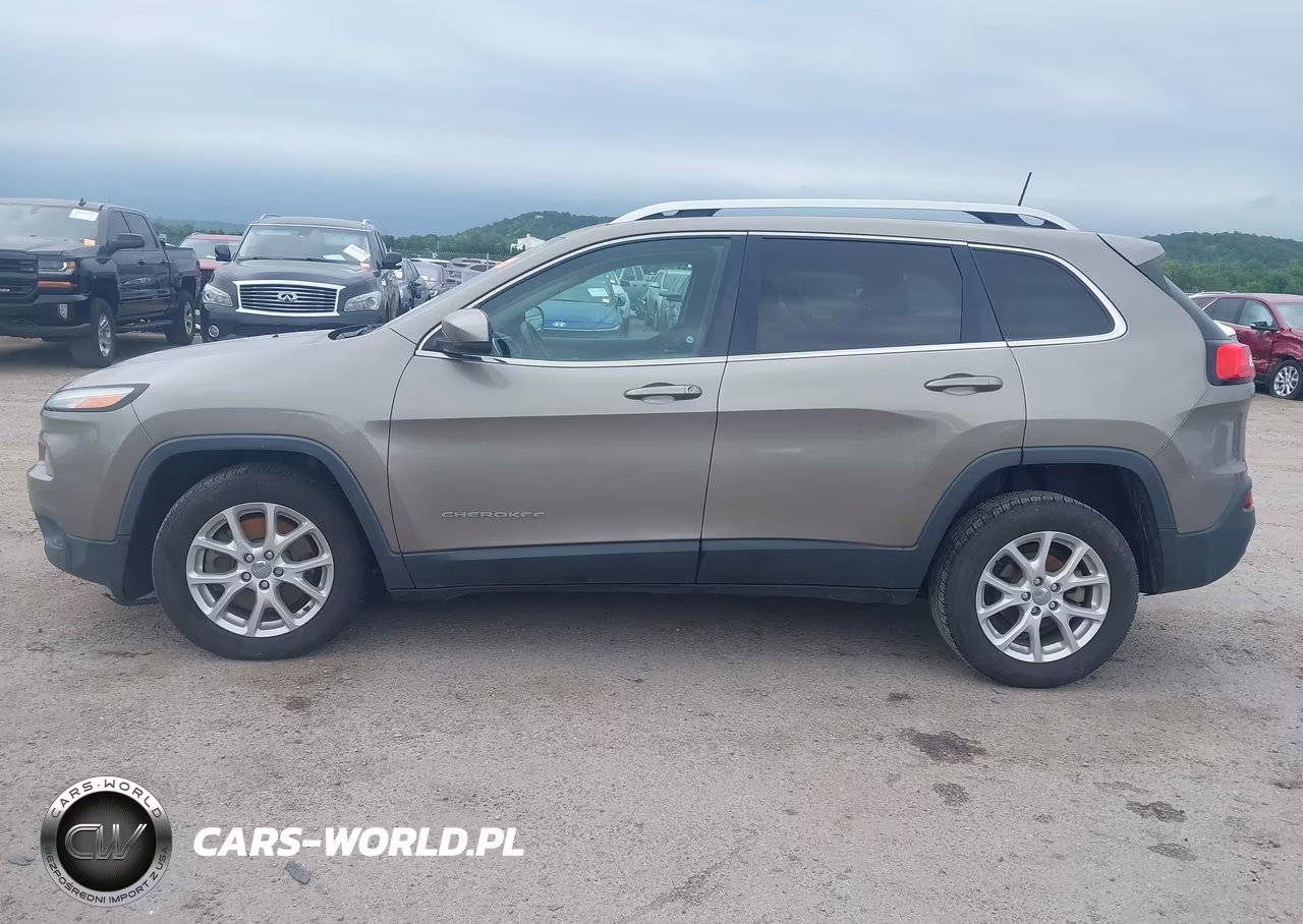 2016 Jeep Cherokee Latitude VIN:1C4PJLCB9GW288408 - 14