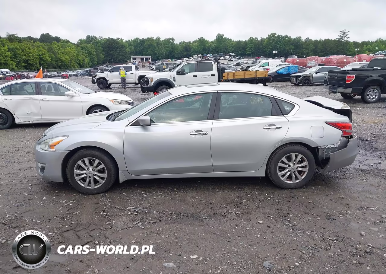 2015 Nissan Altima 2.5 S VIN:1N4AL3AP3FC100891 - 15