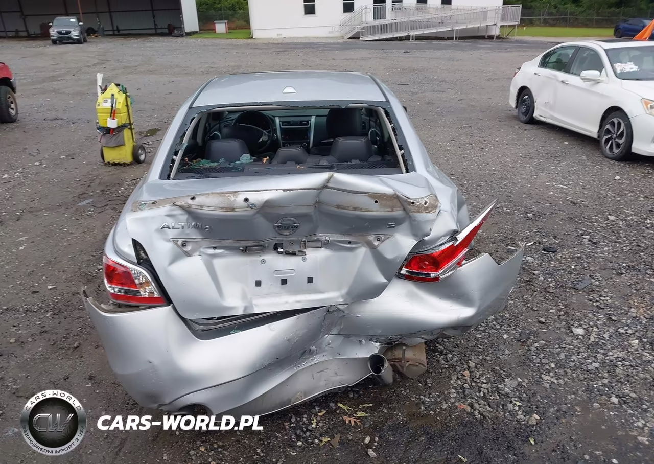 2015 Nissan Altima 2.5 S VIN:1N4AL3AP3FC100891 - 17