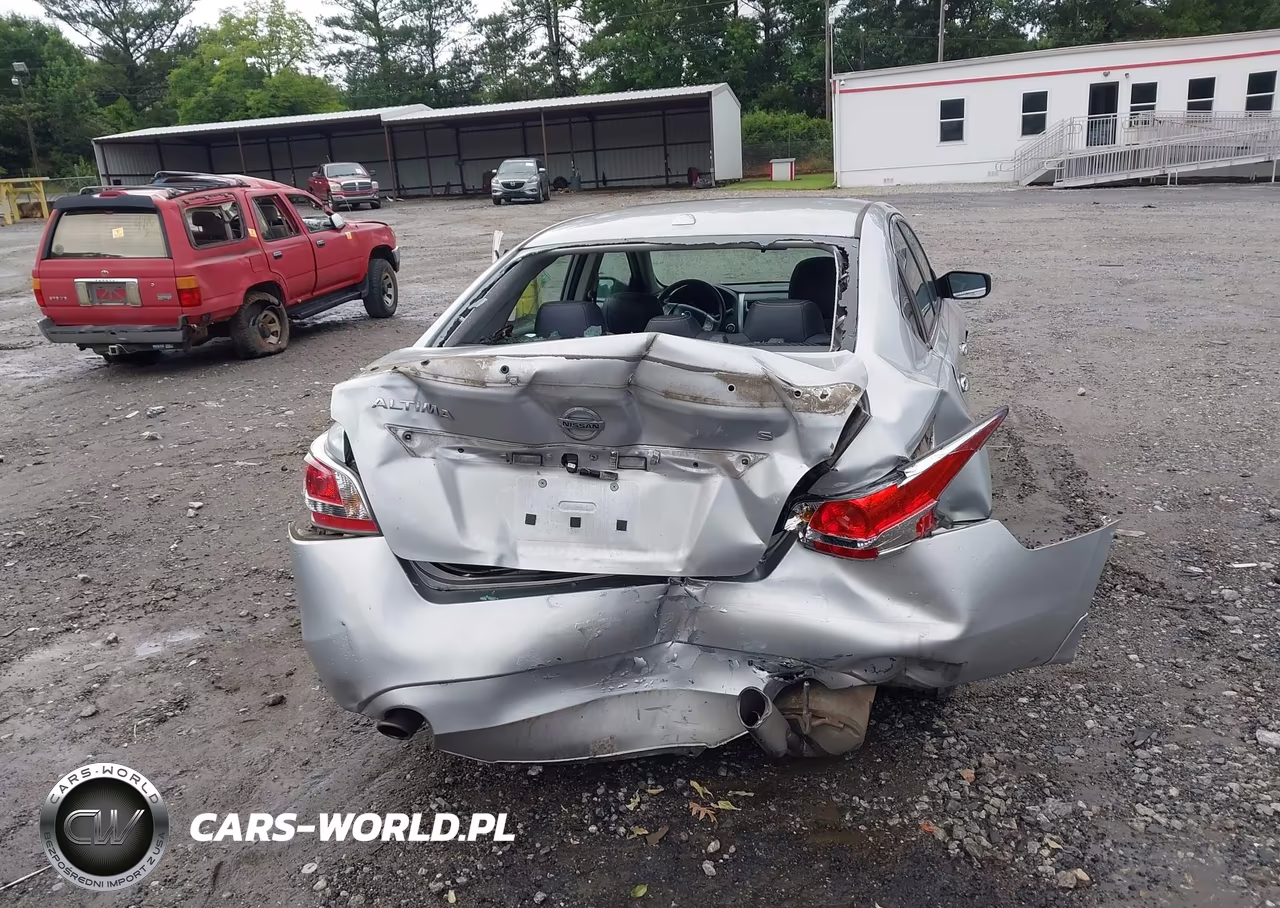 2015 Nissan Altima 2.5 S VIN:1N4AL3AP3FC100891 - 6