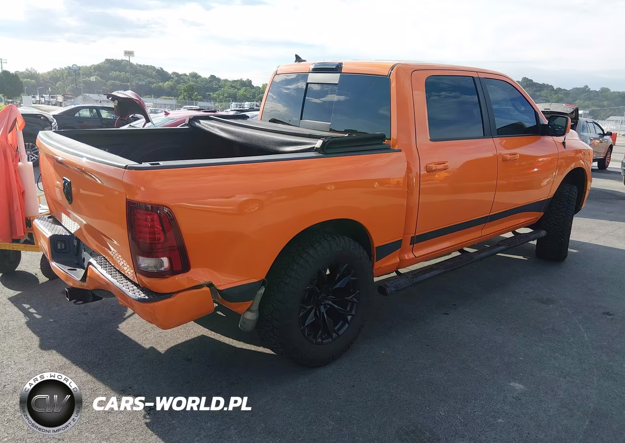 2017 Ram 1500 Sport 4X4 5'7 Box VIN:1C6RR7MT3HS562489 - 4