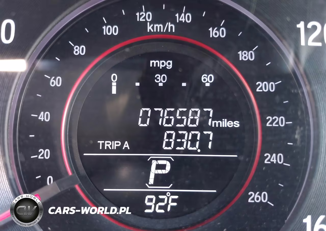 2017 Honda Accord Sport VIN:1HGCR2F56HA026093 - 15