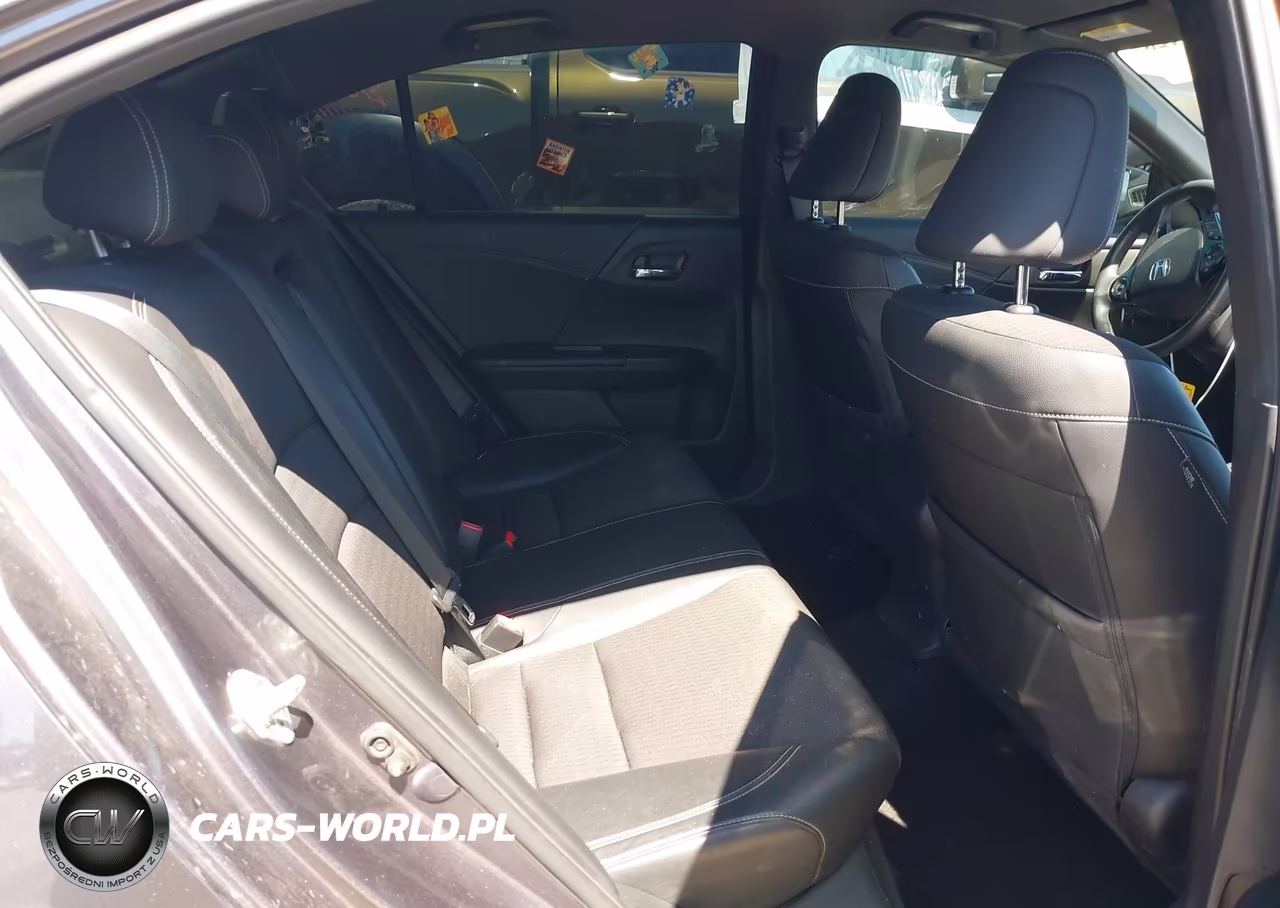 2017 Honda Accord Sport VIN:1HGCR2F56HA026093 - 8