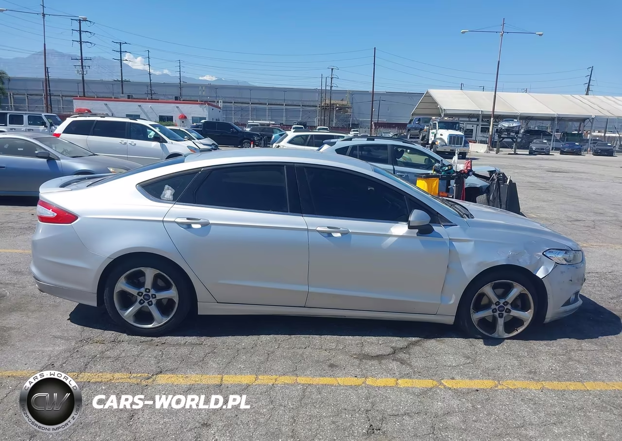 2016 Ford Fusion S VIN:3FA6P0G72GR157327 - 13