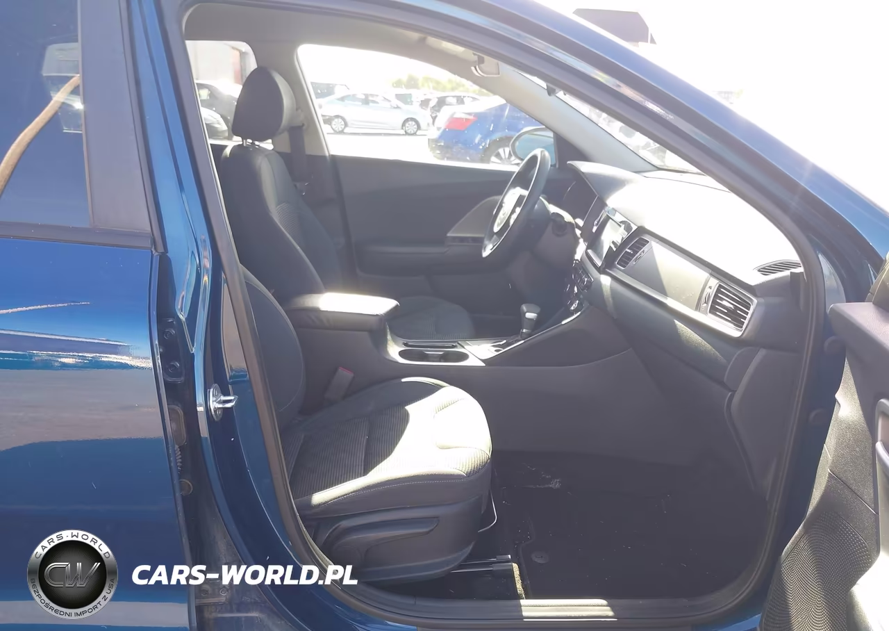 2018 Kia Niro Lx VIN:KNDCB3LCXJ5138888 - 5