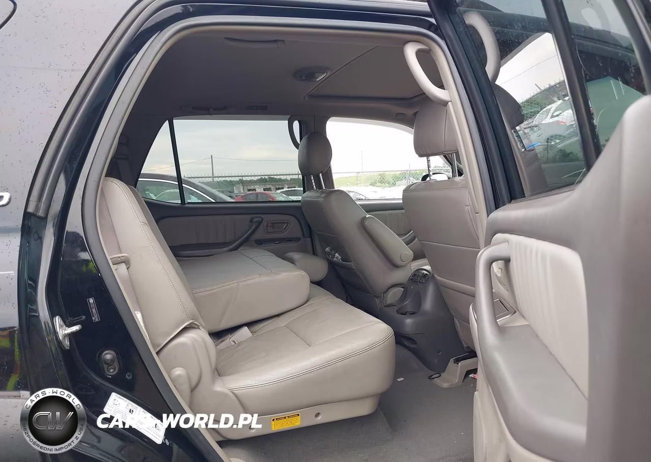 2005 Toyota Sequoia Limited V8 VIN:5TDZT38A85S250149 - 8