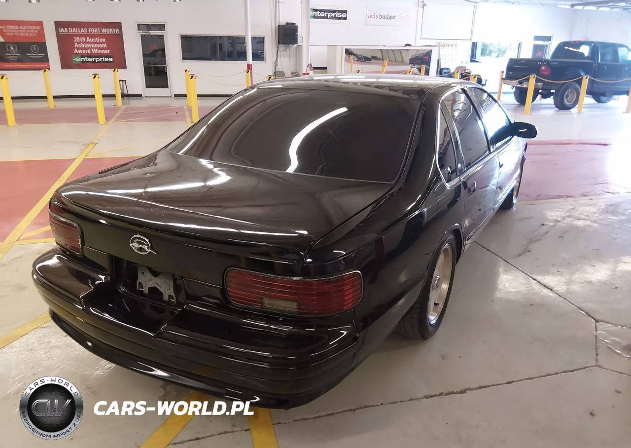 1996 Chevrolet Caprice - Impala Classic Ss VIN:1G1BL52PXTR144185 - 4