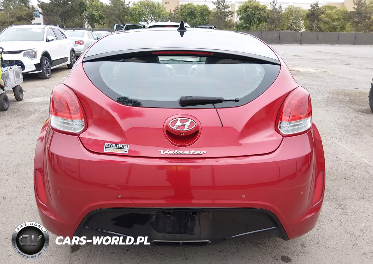 2015 Hyundai Veloster VIN:KMHTC6AD3FU241329 - 16