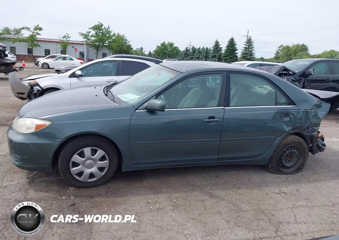 2003 Toyota Camry Le VIN:4T1BE32K93U203875 - 14