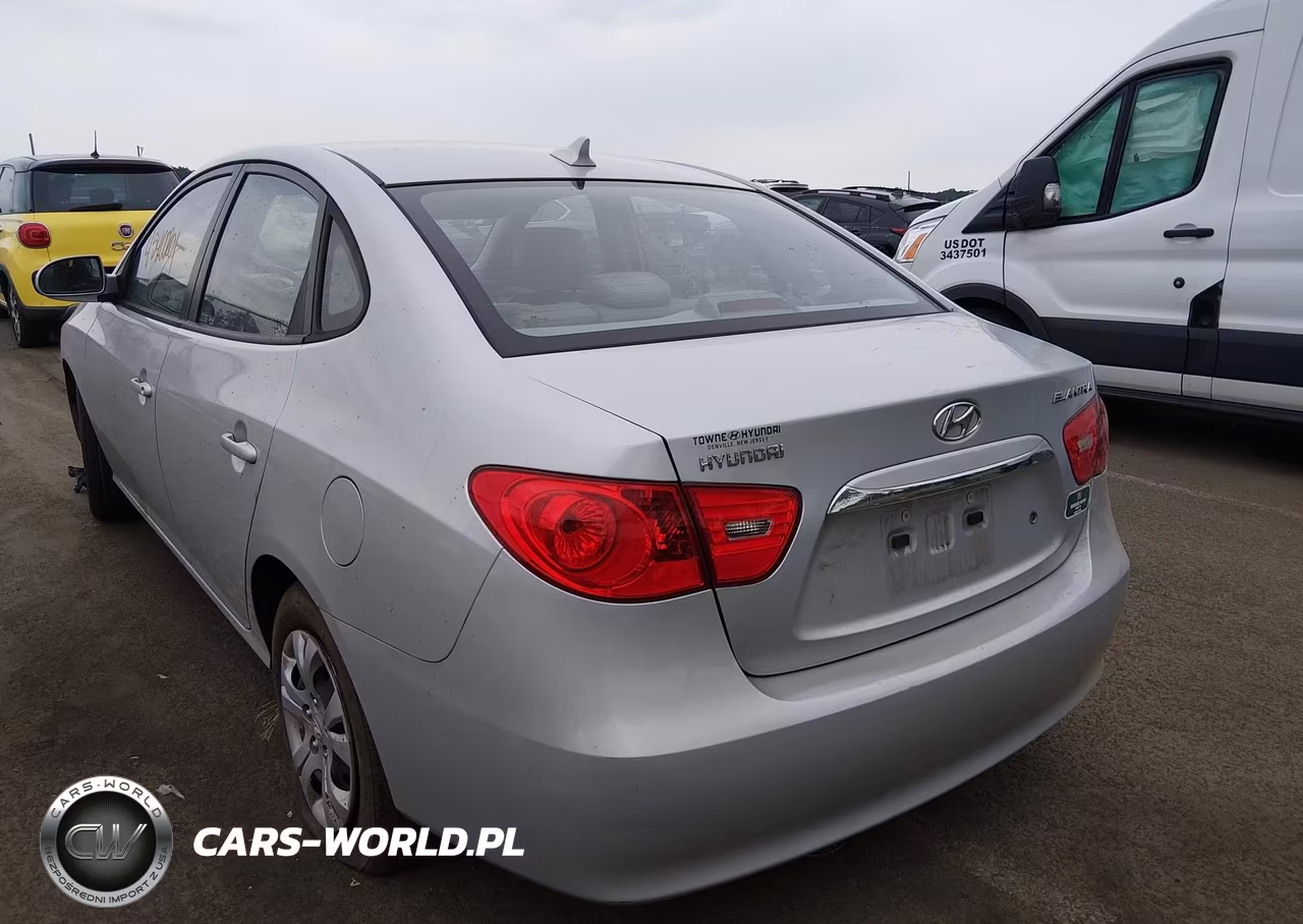 2010 Hyundai Elantra Gls VIN:KMHDU4AD7AU154919 - 3