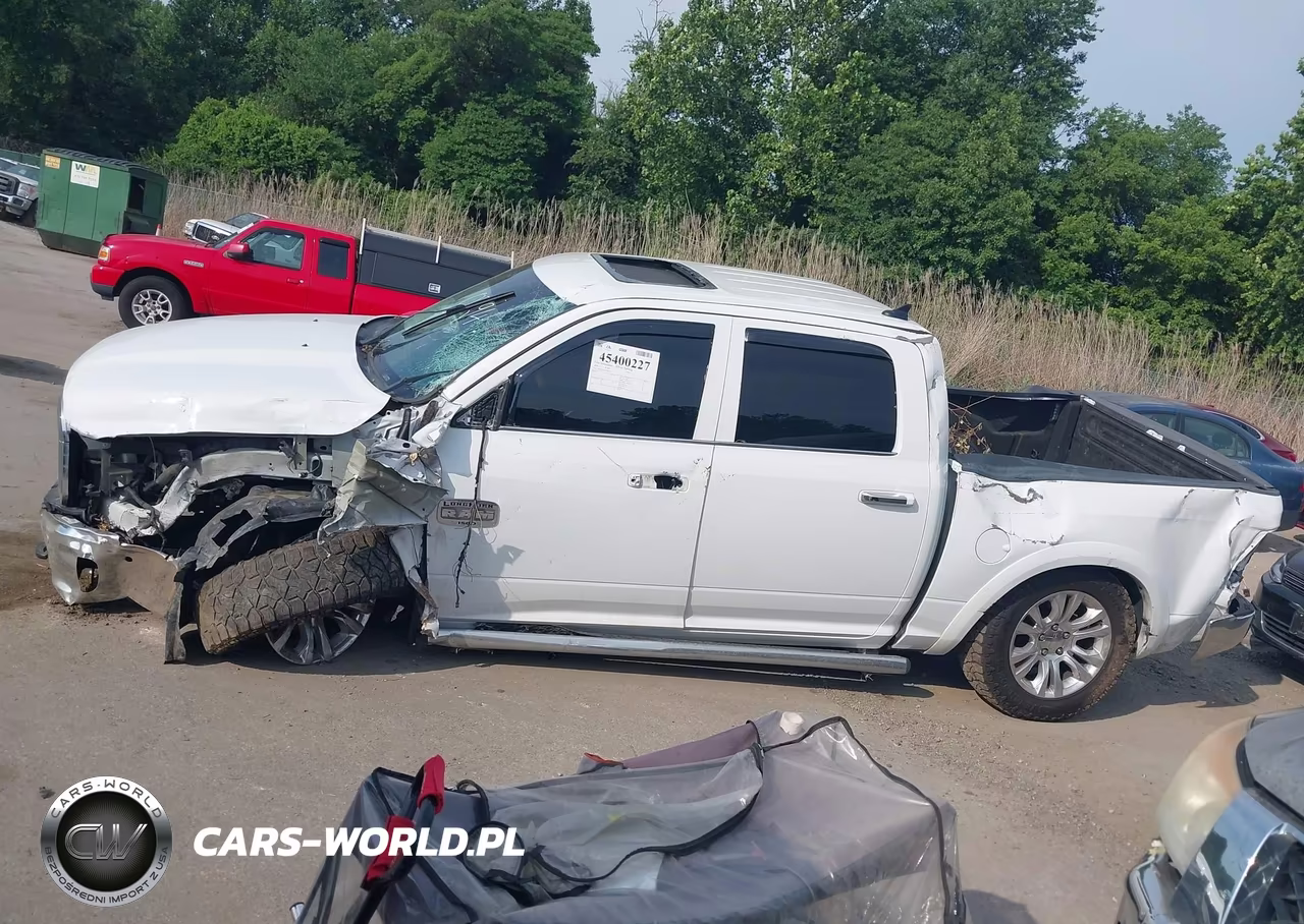 2018 Ram 1500 Longhorn VIN:1C6RR7PT7JS200294 - 13