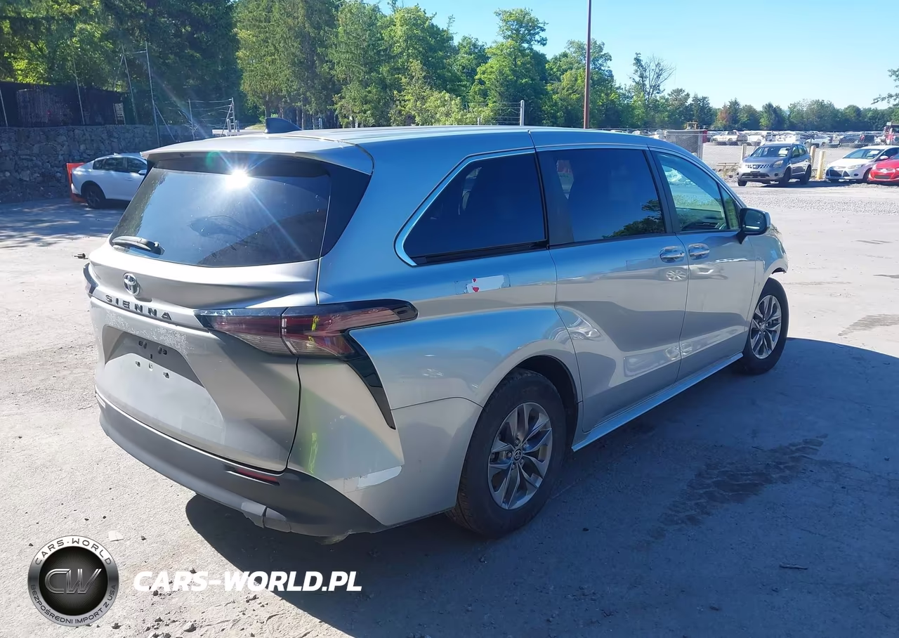 2024 Toyota Sienna Le VIN:5TDKSKFC2RS140268 - 4