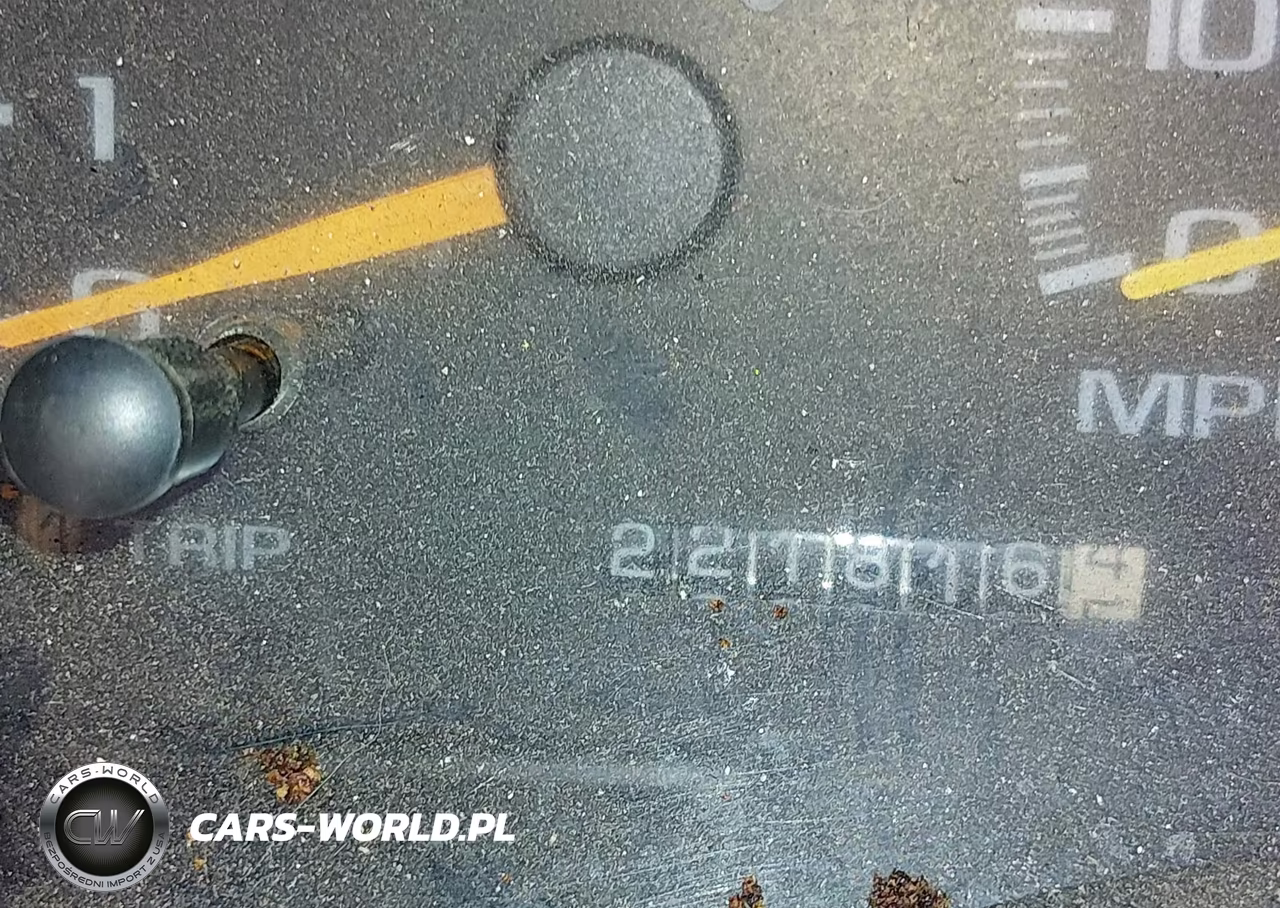 1998 Chevrolet Tahoe Ls VIN:1GNEK13R8WJ370218 - 14