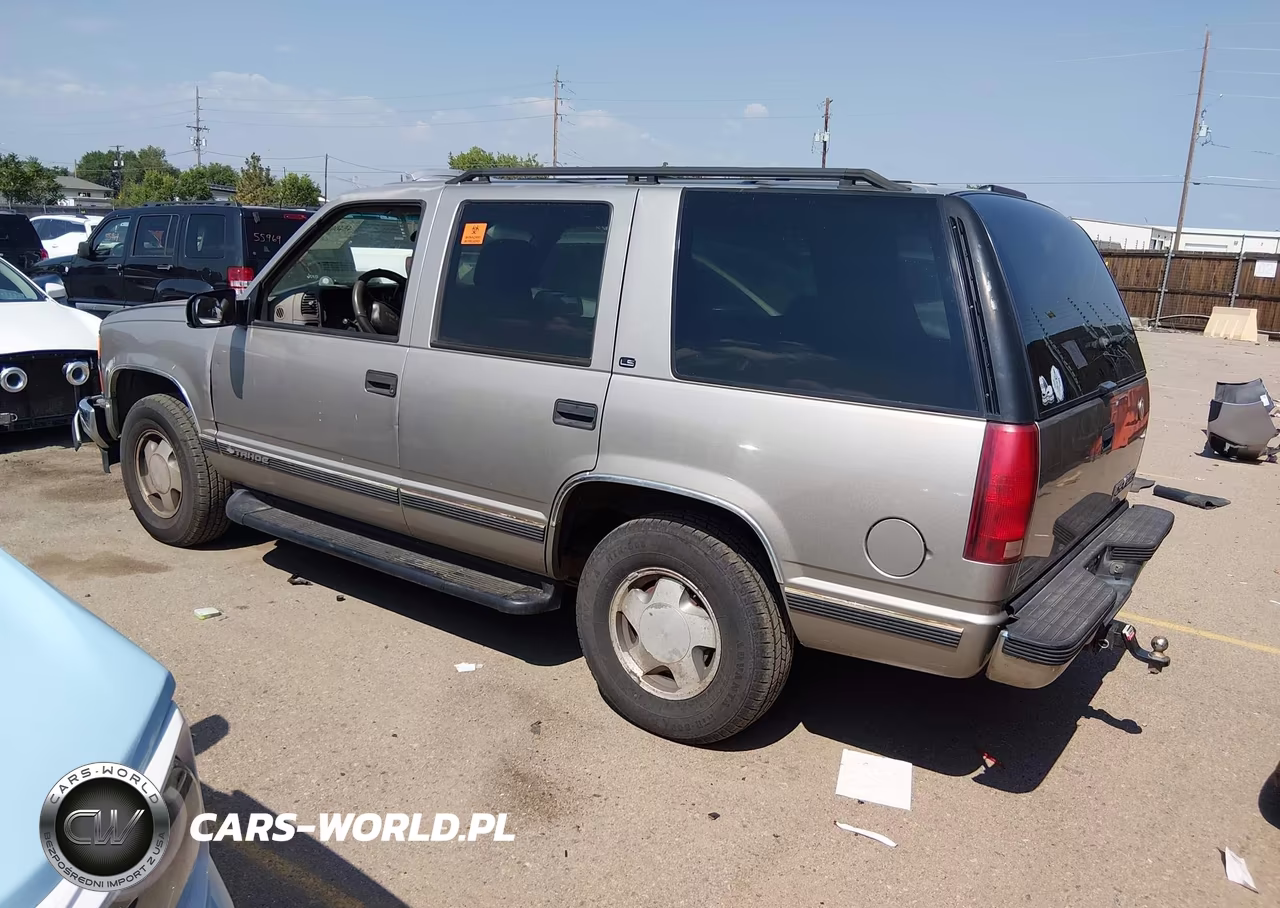 1998 Chevrolet Tahoe Ls VIN:1GNEK13R8WJ370218 - 3