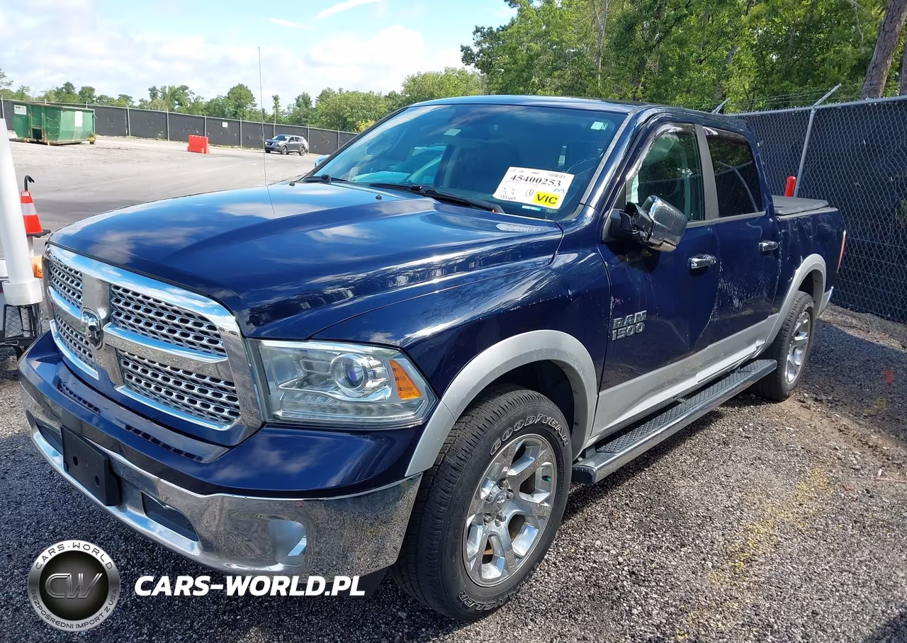 2015 Ram 1500 Laramie VIN:1C6RR7NG9FS733518 - 2