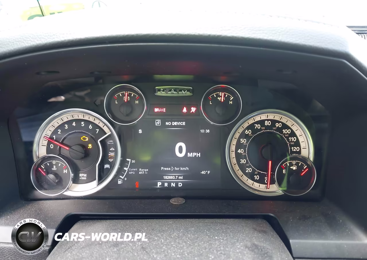 2015 Ram 1500 Laramie VIN:1C6RR7NG9FS733518 - 7