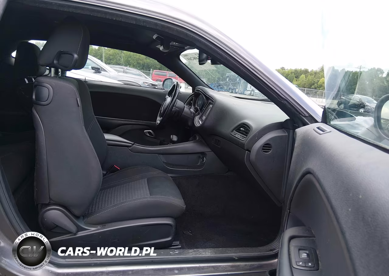 2016 Dodge Challenger Sxt VIN:2C3CDZAG9GH137577 - 5