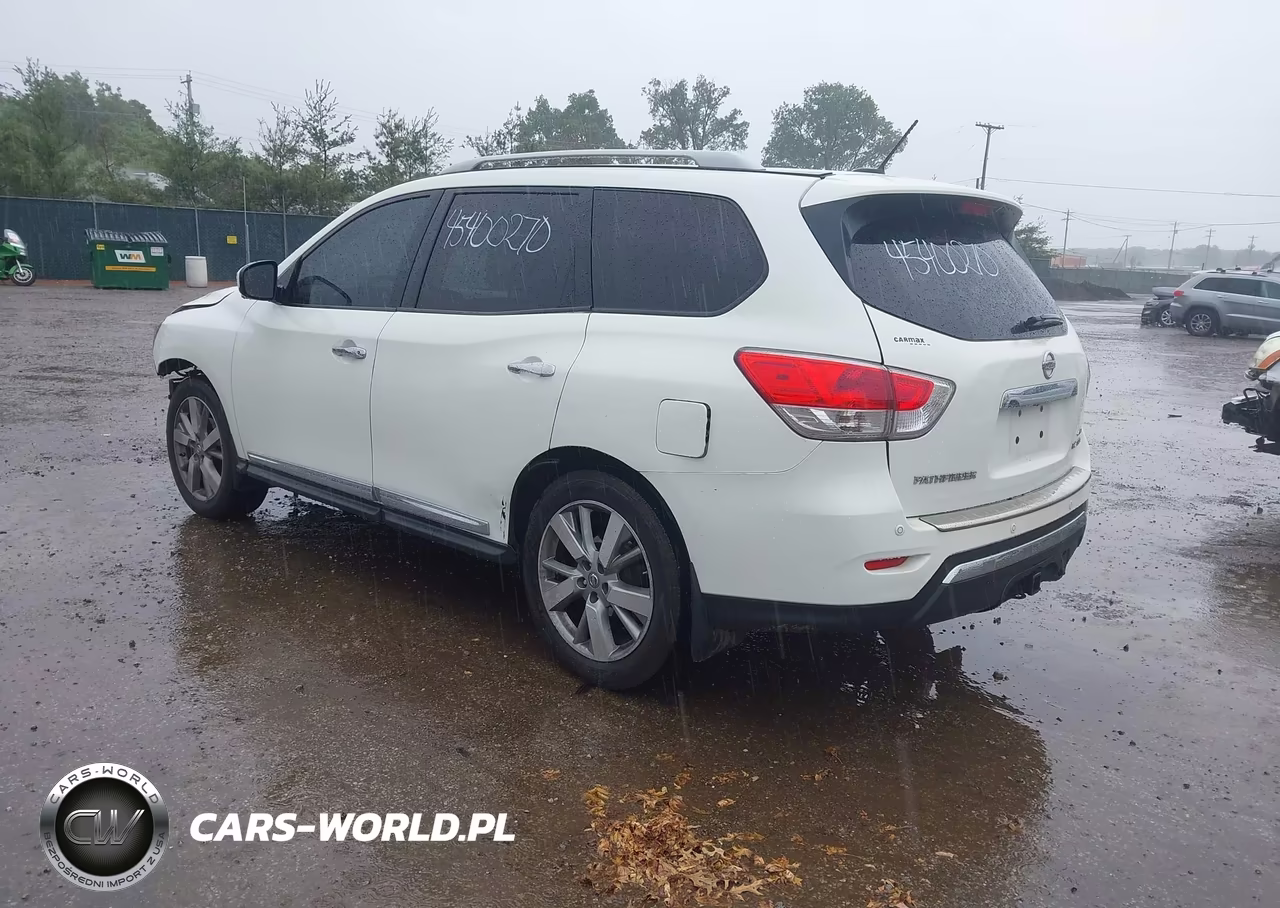 2016 Nissan Pathfinder Platinum VIN:5N1AR2MM8GC658818 - 3
