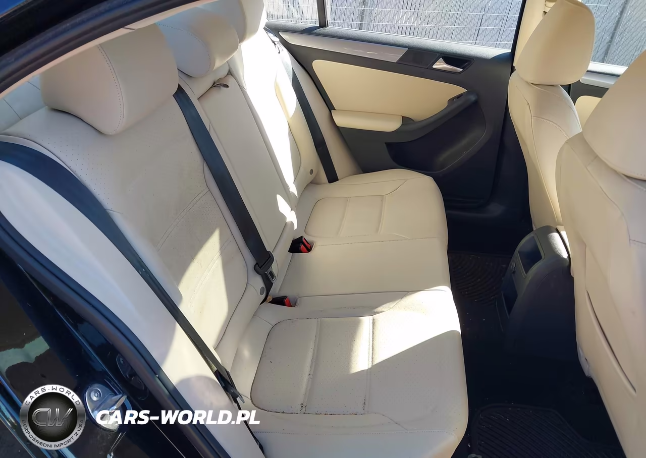 2018 Volkswagen Jetta 1.4T Se-1.4T Wolfsburg Edition VIN:3VWB67AJ0JM211346 - 8