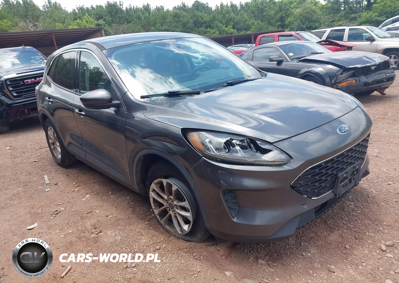 2020 Ford Escape Se