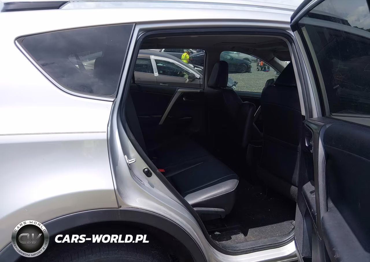 2015 Toyota Rav4 Limited VIN:2T3YFREV3FW158623 - 8