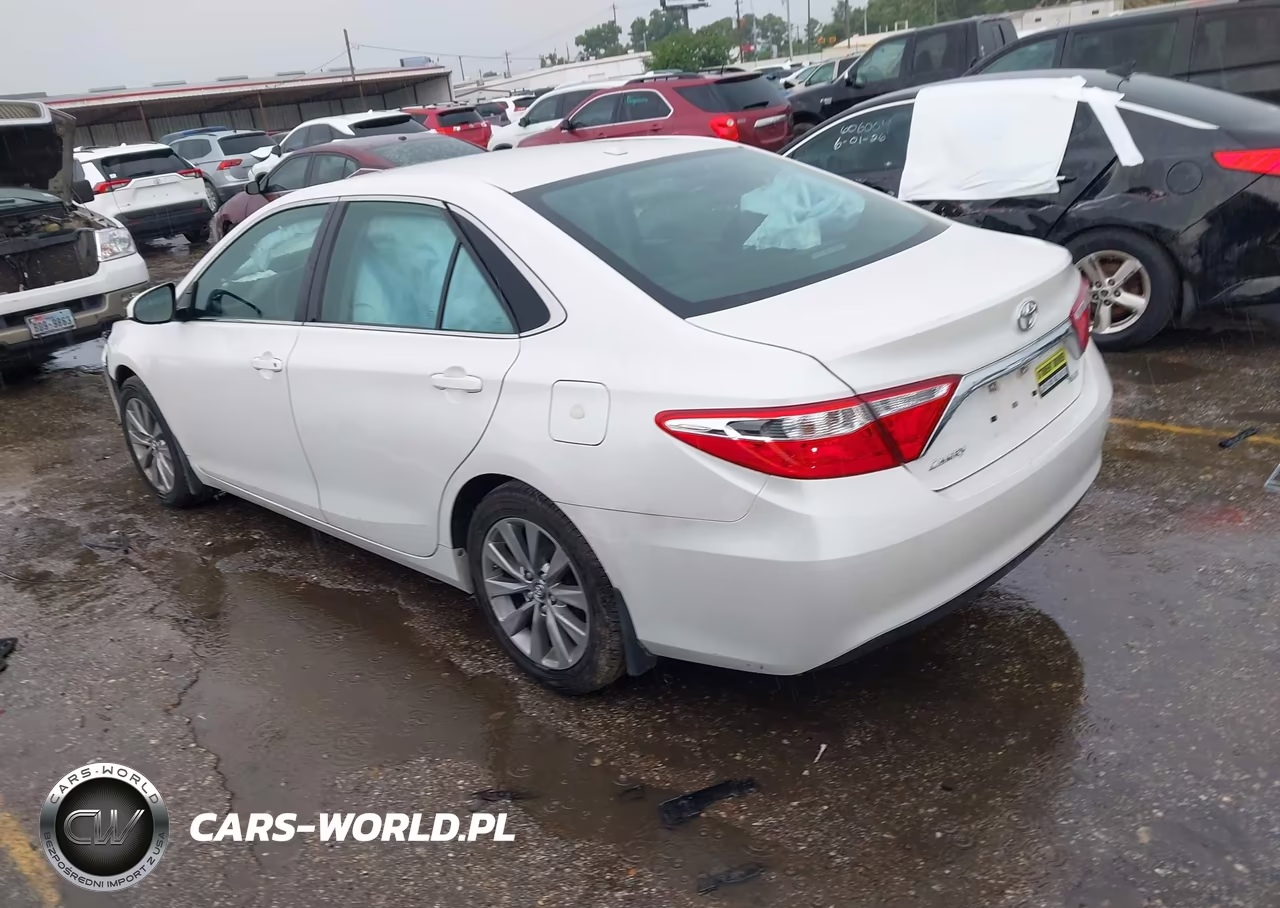 2017 Toyota Camry Xle VIN:4T1BF1FK5HU407995 - 3