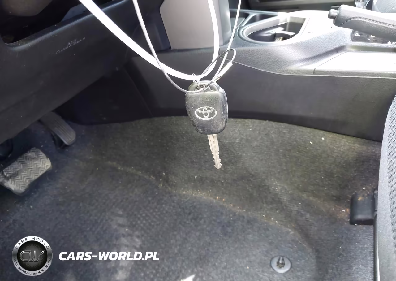 2017 Toyota Rav4 Le VIN:2T3ZFREVXHW336826 - 11