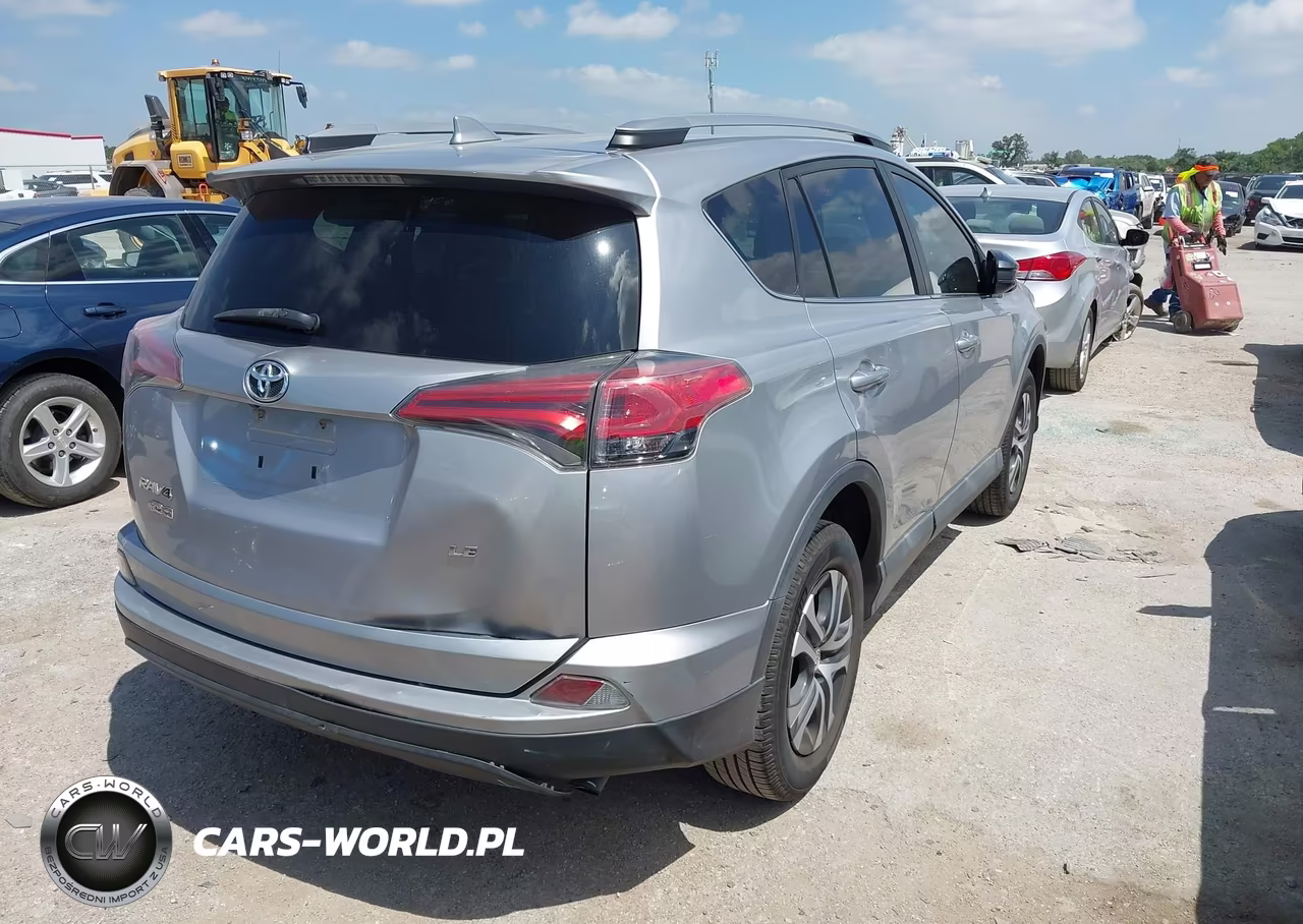 2017 Toyota Rav4 Le VIN:2T3ZFREVXHW336826 - 4