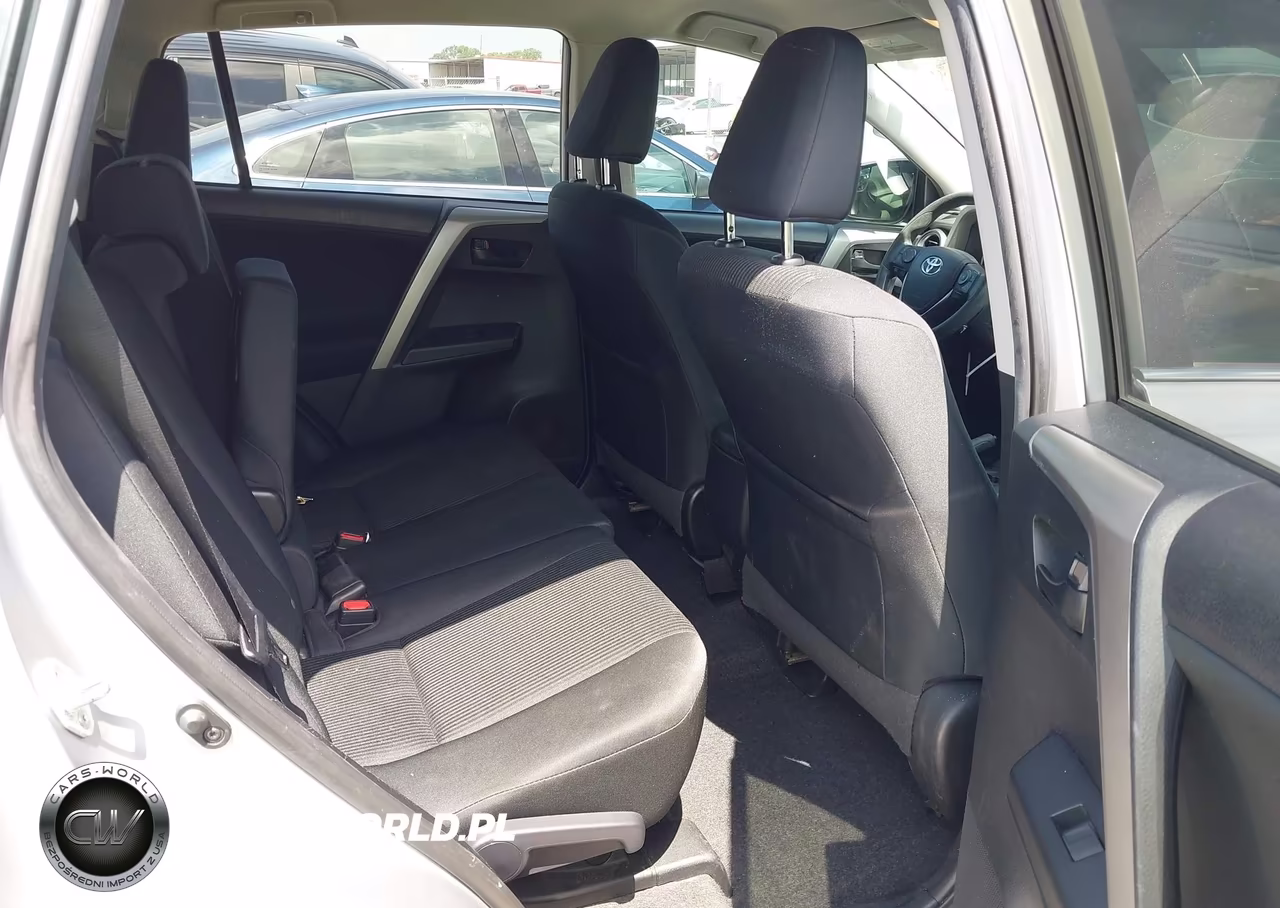 2017 Toyota Rav4 Le VIN:2T3ZFREVXHW336826 - 8