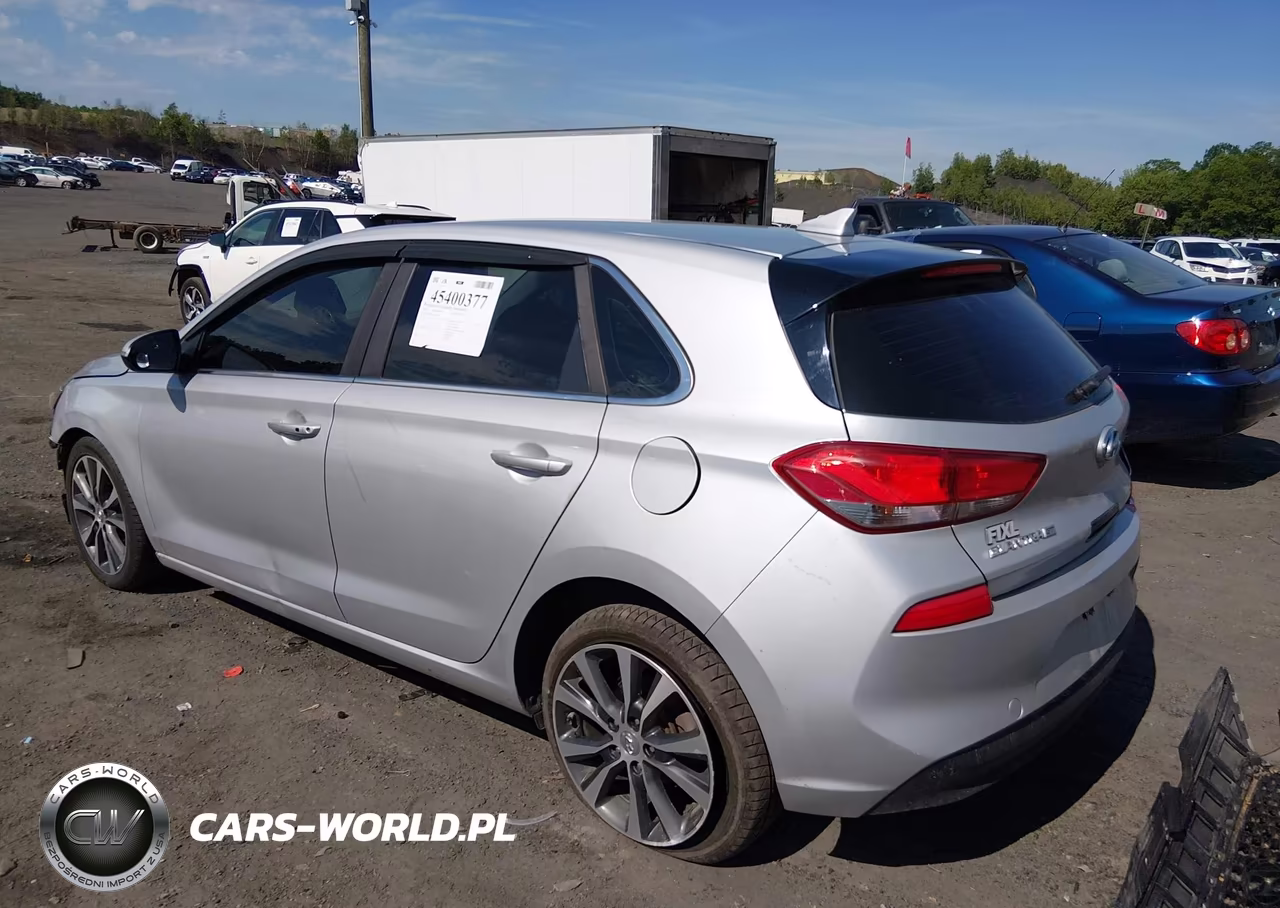 2018 Hyundai Elantra Gt VIN:KMHH35LE3JU033403 - 3