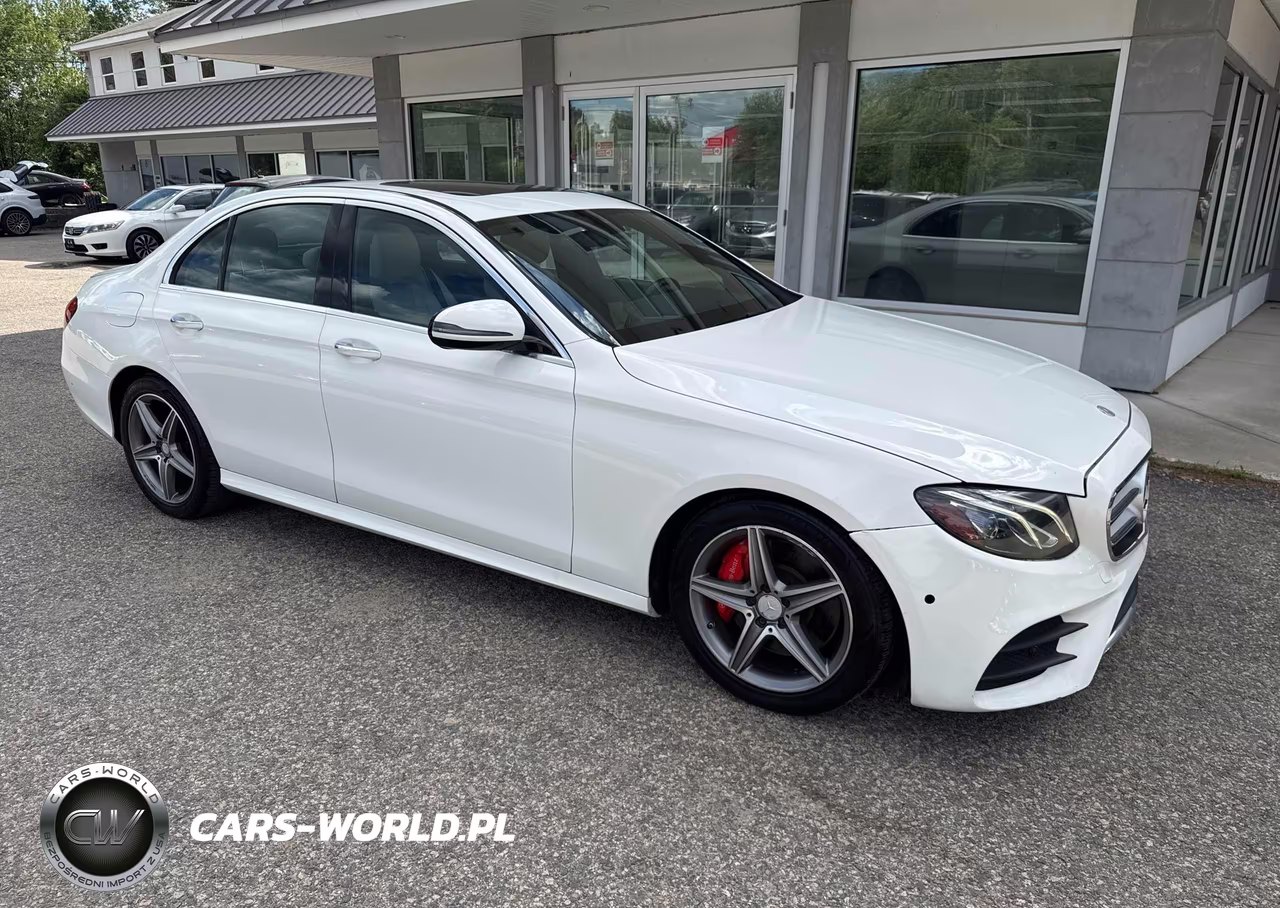 2017 Mercedes-Benz E 300 – zdjęcie 1 z 10