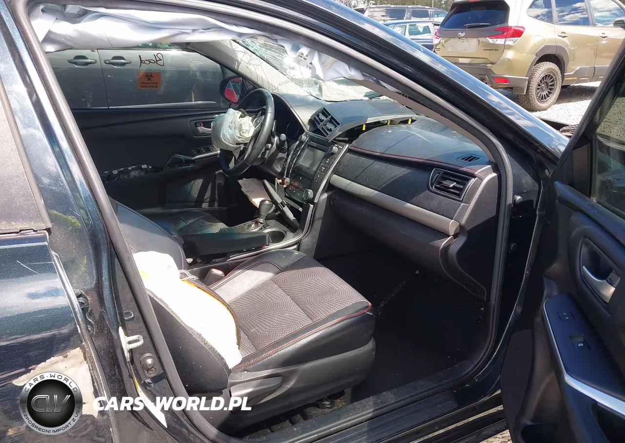 2017 Toyota Camry Se VIN:4T1BF1FK3HU753303 - 17