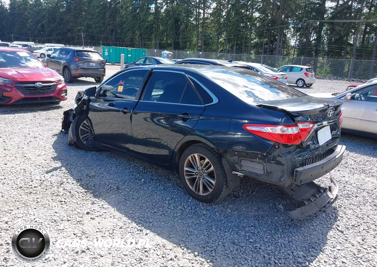 2017 Toyota Camry Se VIN:4T1BF1FK3HU753303 - 3